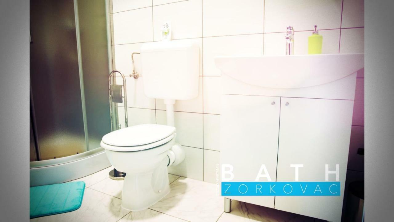 OzaljStudio Apartman Zorkovacアパートメント エクステリア 写真