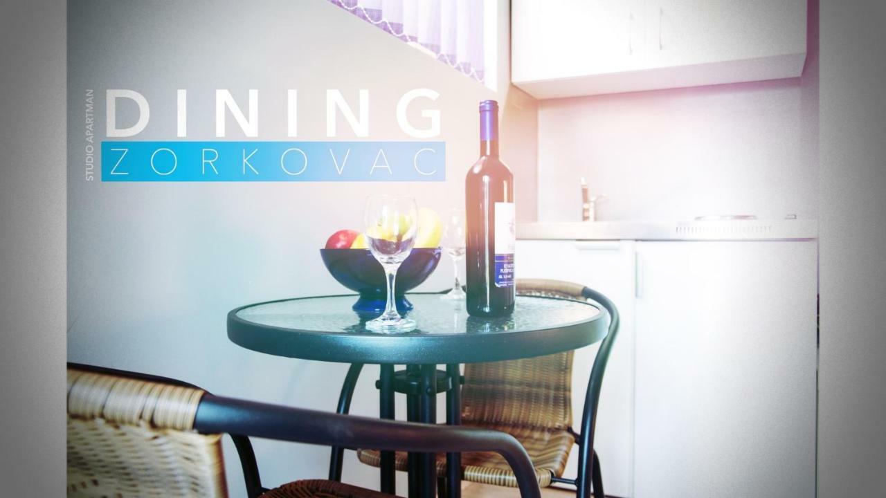 OzaljStudio Apartman Zorkovacアパートメント エクステリア 写真
